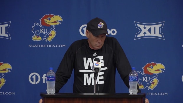 Leipold_Rush_D_Looking_at_Duke